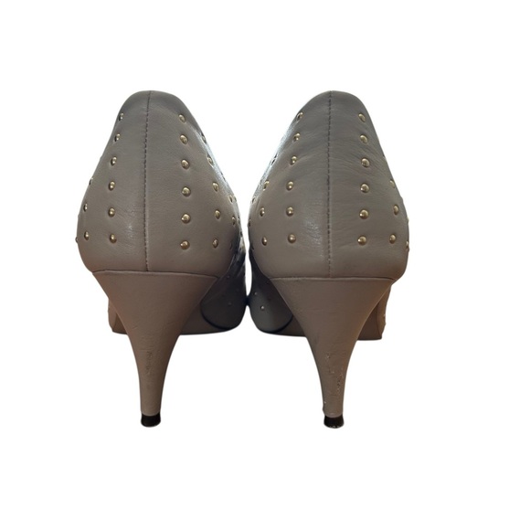 Call It Spring Cream Heels with Gold Accents Size 8 - Picture 8 of 9